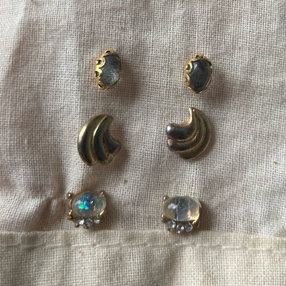 3- Pack of unique one of a kind Vintage Studs - Picture 3 of 3